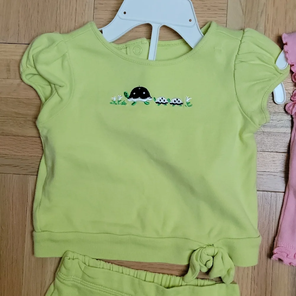 Gymboree lot of 2 Matching shirt & pants sets - like new - Picture 4 of 6